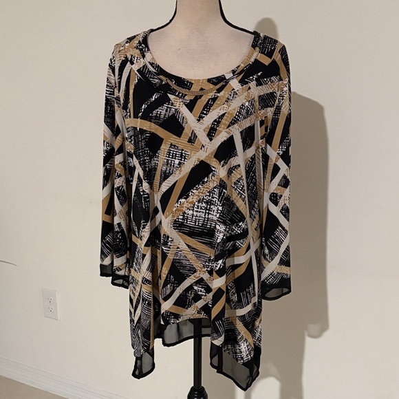 JM Collection Tops - JM collection XL asymmetrical shirt 1773